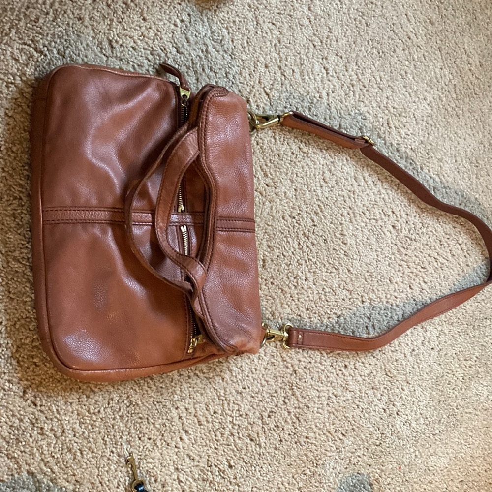 Fossil purse